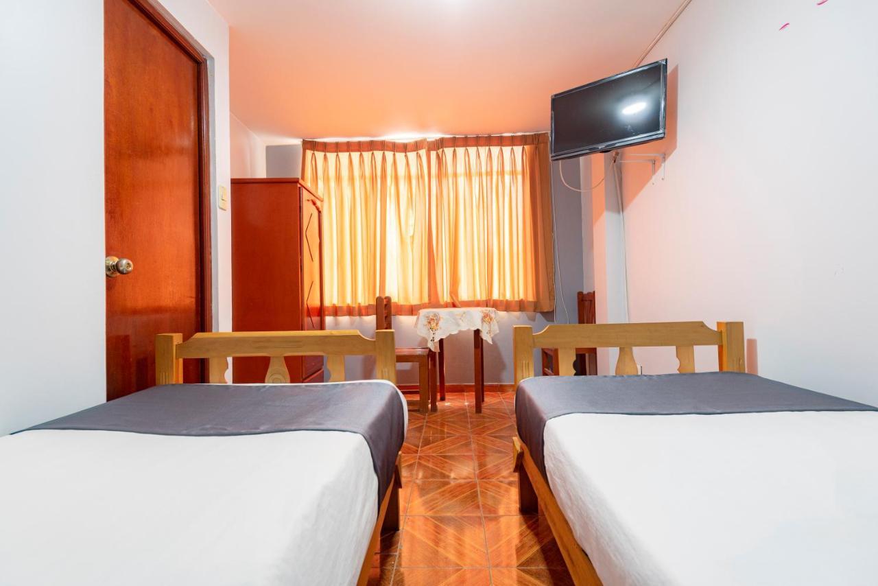 Hostal Las Fresas Lima Airport Callao Exterior photo