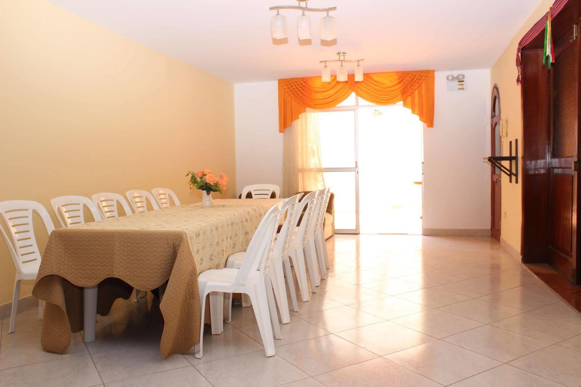 Hostal Las Fresas Lima Airport Callao Exterior photo